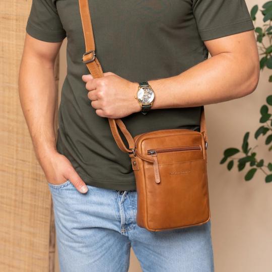 Chesterfield Man bag Cognac C48.1386 - afbeelding 2 groot