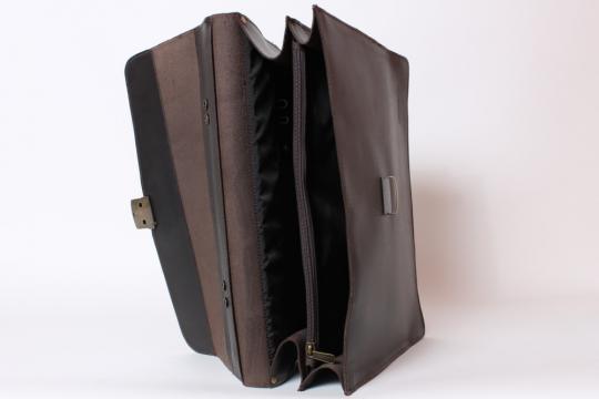 Arthur & Aston   5266 - image 2 grand