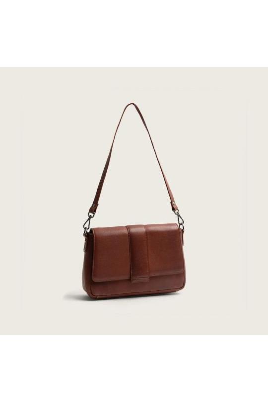 Chesterfield -  